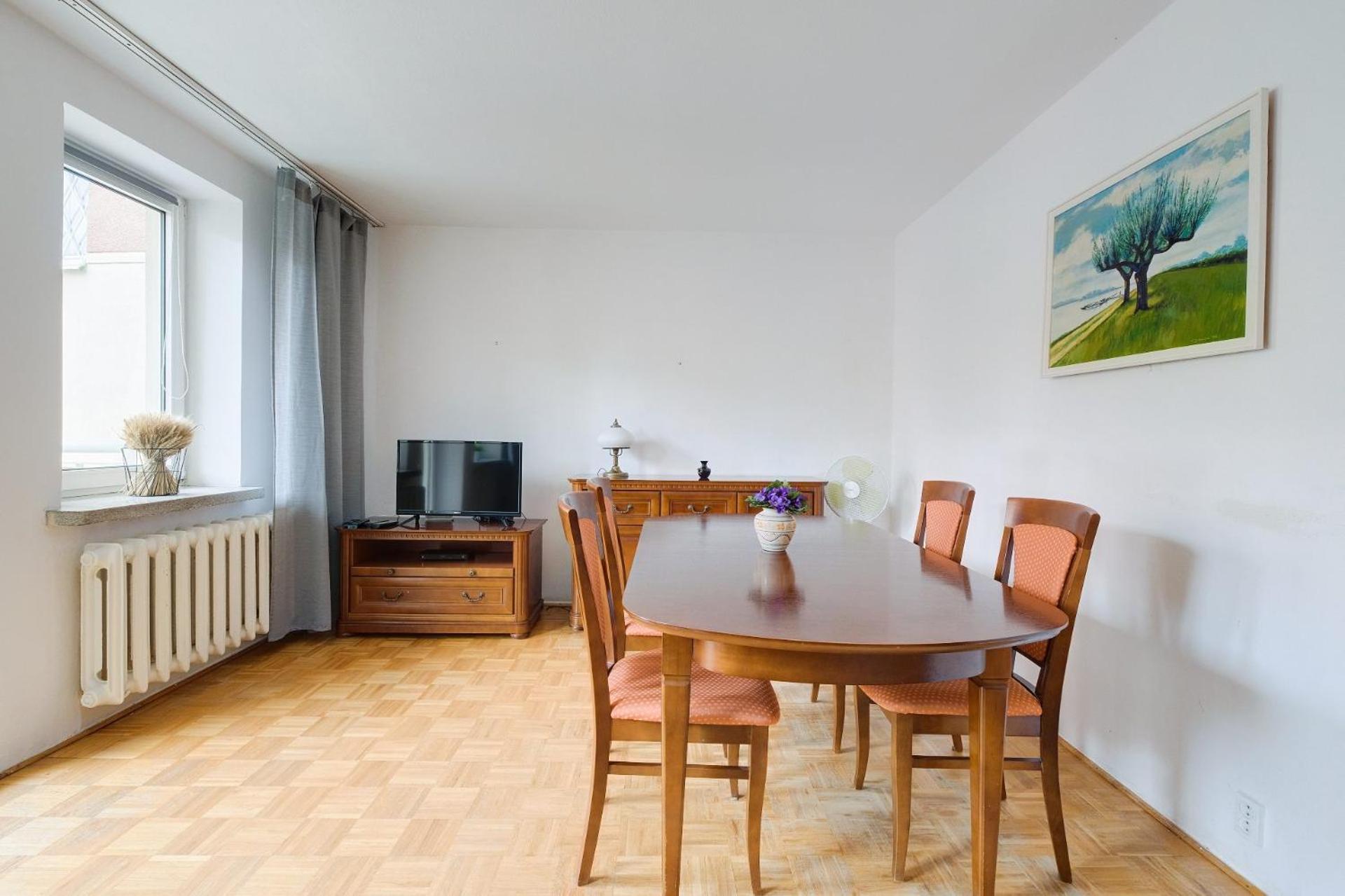 Apartment Spacious In Location Warsaw