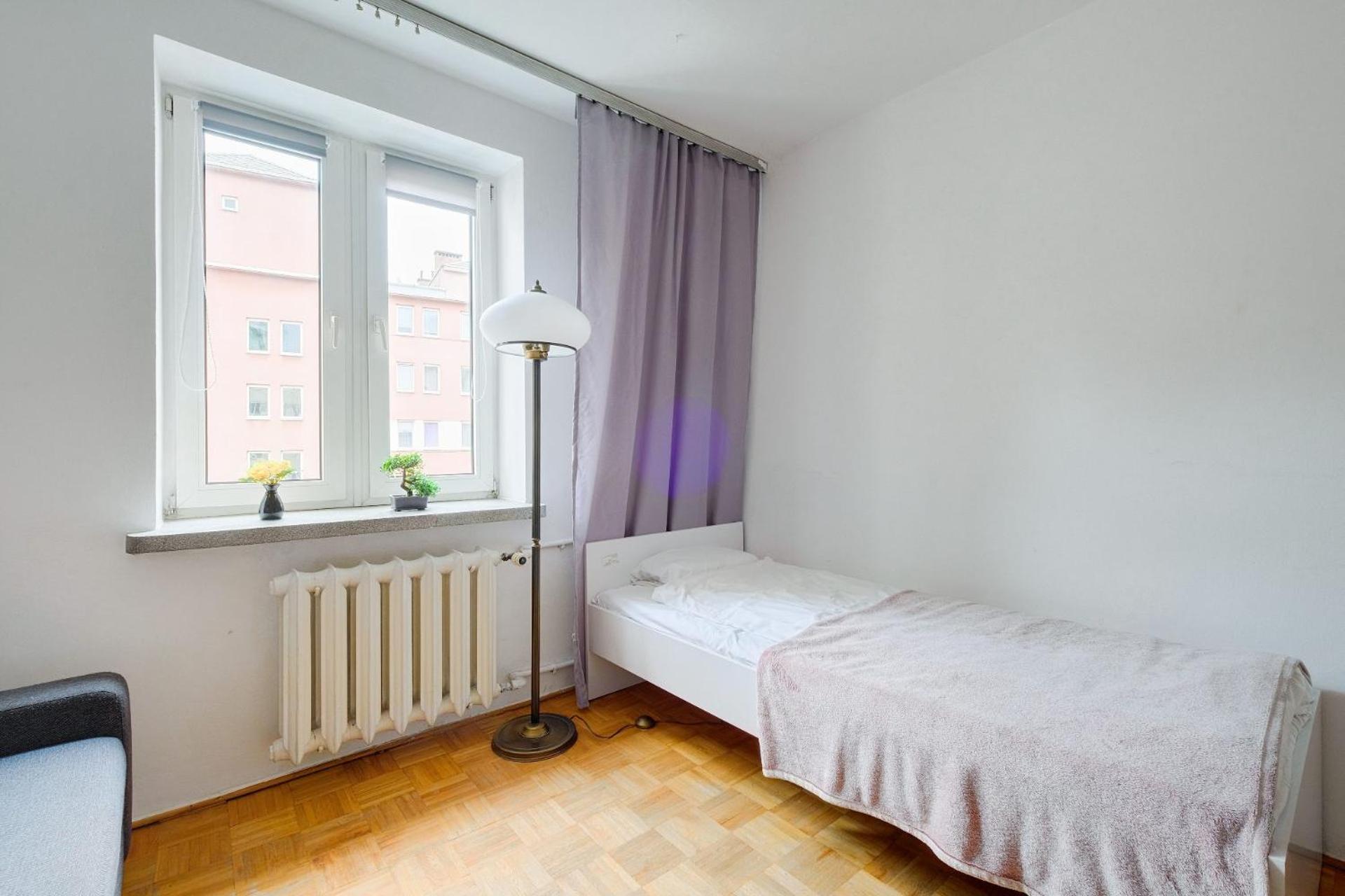 Spacious In Location Warsaw